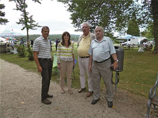 Norbert Heidgen, Fraktionsvorsitzender CDU, Mechthild Heil, MdB, Rudolf L. Helbing und der Vorsitzende des Boule Treff Walter Fabritius. privat