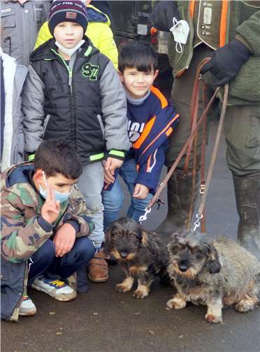 „Norne“ und „Bruni blieben bei so viel Streicheleinheiten geduldig.