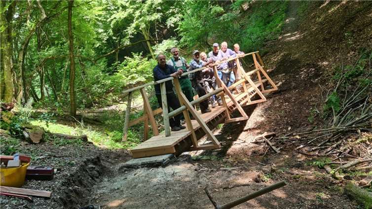 Nun erstrahlt die Brücke wieder im neuen Glanz. Copyright: Wolfgang Klinkner und Marco Stefffes-Mies