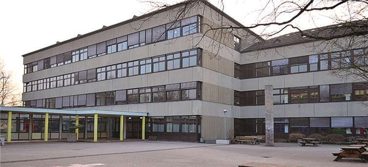 Nur noch bis zum Jahr 2021 werden in diesen Gebäuden auf dem Asterstein Schüler unterrichtet.