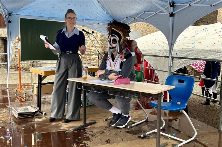 OB Siefert musste zum Nachsitzen.