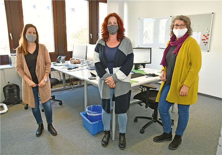 Ob Mitarbeiter der Stadt Andernach in der Hotline oder des Medizinischen Dienstes der Krankenversicherung, ob zivile Ehrenamtler oder Landes- und Bundesbedienstete, alle helfen mit.