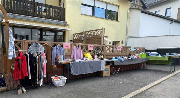 Ob Spielwaren, Kleidung, Tierbedarf oder sonstige Dinge, für jeden war etwas zu finden.  Foto: privat