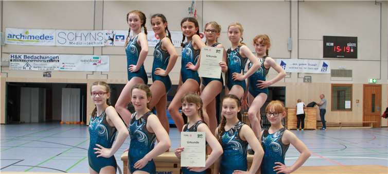 Oben l. Emilia Pfaffe, Leonie Scholz, Malaika Shala, Lena Friesenhahn, Franziska Lamert, Emilia Flato. Unten l. Valeria Luft, Julia Friesenhahn, Kristina Merkel, Ecem Taflan, Darya Novosselov.