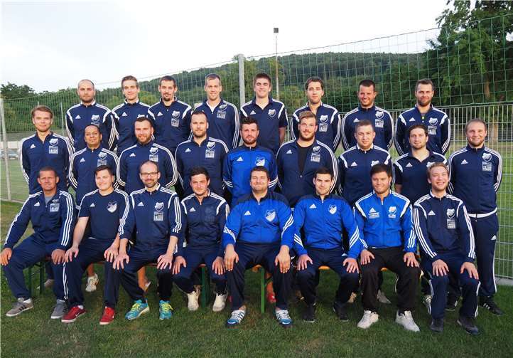 Oben v.l.: Marco Leimbach, Michael Schüller, Peter Felber, Alex Felber, René Bender, Manfred Kniel, Renzo Schorch, Mick Paffenholz; Mitte: Alex Himanek, Farhad Asyabanzadeh, Neil Villaman Vasquez, Sven Weißbach, Mathias Jäger, Chrisitan Mohr, Sebastian Herf (Co-Spielertrainer), Peter Seul (Co-Spielertrainer), Philip Wohlfarth (Trainer); Unten: Markus Garzorz, Fabian Greif, Ralf Bläser, Simon Hindringer, Nicolai Schmitz (Torwart), Andreas Olzem, Matthias Schmickler, Marc-Andre Gräf (Betreuer). Es fehlen: Daniel Arzdorf, Chris Dressler, Manuel Münch, Christian Richard, Christian Felber. Michael Beitzel