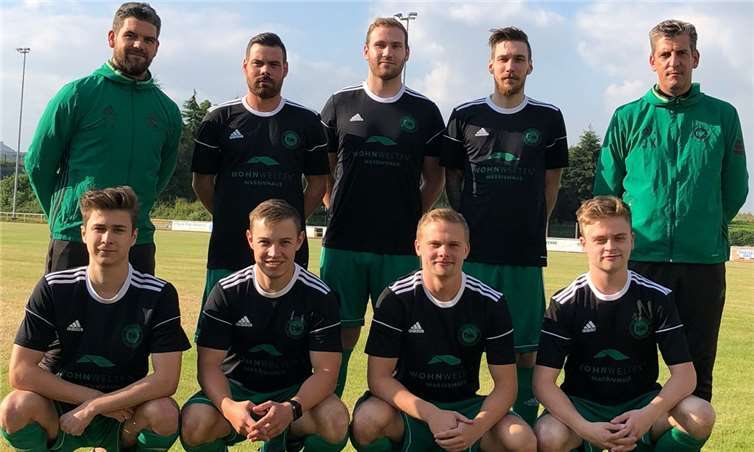 (Oben v.l.) Tobias Zils, Christian Durwen, Marvin Schmitz, Lars Durwen, Jürgen Krayer, (unten v.l.) Philipp Weis, Manuel Hasenstab, Sebastian Göbel, Noah Nittenwilm.privat