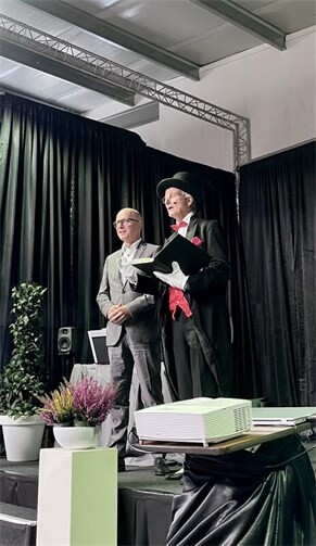 Oberbürgermeister Dirk Meid mit Oberbürgermeisters Dirk Meid.
