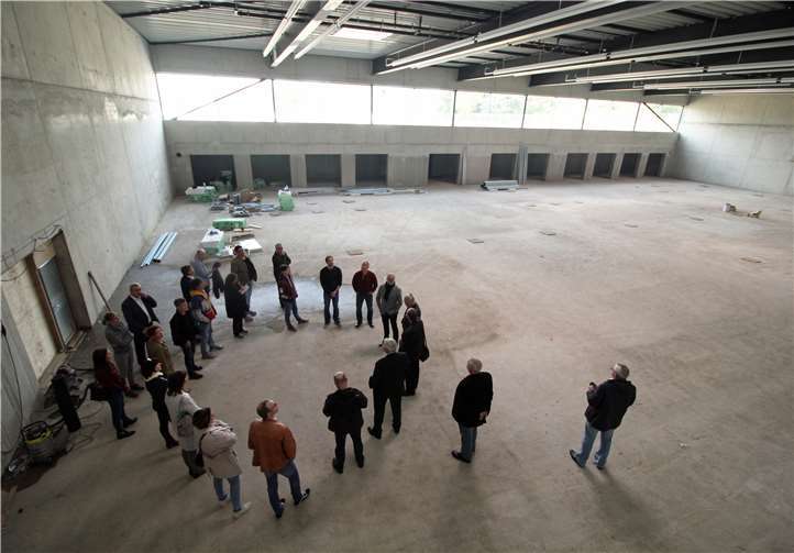 Oberbürgermeister Prof. Dr. Joachim Hofmann-Göttig besichtigte die Baustelle der Sporthalle Asterstein.Stadt Koblenz Pressestelle