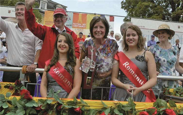Oberbürgermeister Prof. Dr. Joachim Hofmann-Göttig und Ministerpräsidentin Malu Dreyer hatte seinen Spaß auf der Ehrentribühne.  Wamfo.de