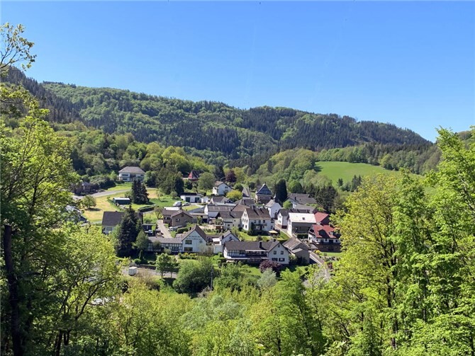 Oberhalb von Fuchshofen.