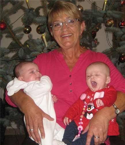 Obermöhn Doris mit Emilia und Lia.