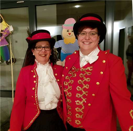 Obermöhn Regina Engel und Möhnerich Kathrin Ketelhut sind die neuen Regenten des Möhnenvereins St. Sebastian. 