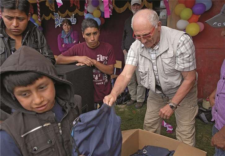 Obwohl die Menschen im Vergleich zu uns, nicht viel besitzen, sind sie zufrieden.