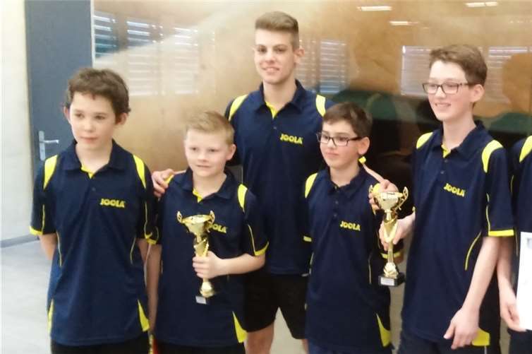 Ockenfelser „Titelhamster“: Linus Baumeister, Paul Haschke, Christopher Kegel, Till Krautscheid, Maximilian Alfter, Maximilian Kegel, Jan Krautscheid (v.l.).privat