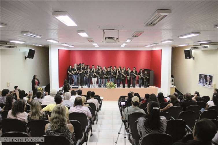 Öffentliches KoBra-Konzert in der staatlichen Universität am 11. November 2013. privat