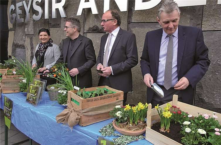Offiziell wurde der Wettbewerb im Rahmen der Veranstaltung „Geysir-Frühling“ „angepflanzt“. privat