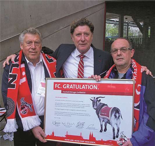 Offizielle Ehrung des Fanclubs „Ettringer Geißböcke“ im Rhein Energie Stadion. privat