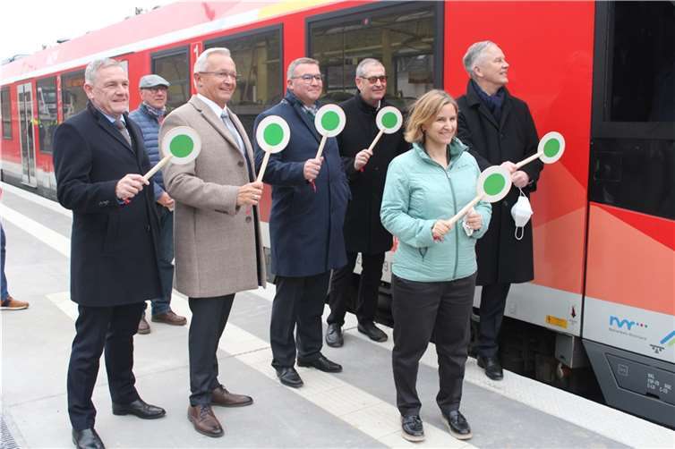 Offizielle Freigabe mit Stefan Schwnn,, Achim Hallerbach, Horst Gies, Peter Diewald, Katrin Eder, Dr. Klaus Vornhusen (v.l.n.r.). Foto: WITE