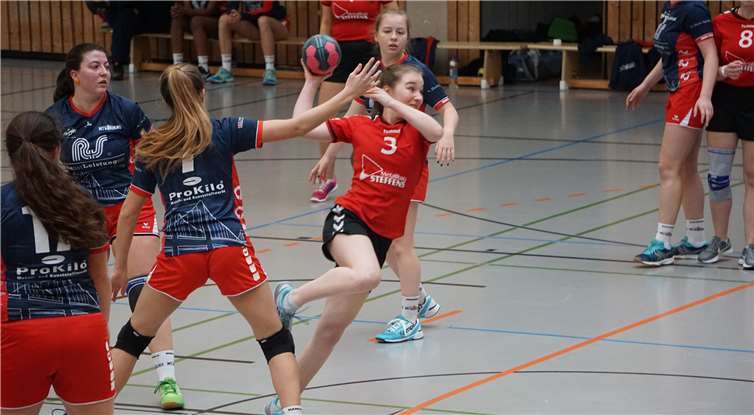 Ohne Auswechselspielerinnen war für Rot-Weiß Merl nichts drin. Foto: privat