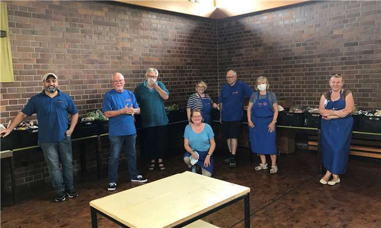 Ohne die Unterstützung vieler ehrenamtlicher Helfer wäre die Organisation der Tafel nicht möglich. Foto: Stadtverwaltung Lahnstein