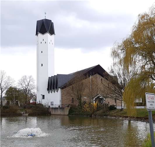Ohne diese Belüftung bestünde die Gefahr, dass der Weiher „umkippt und stinkt“.