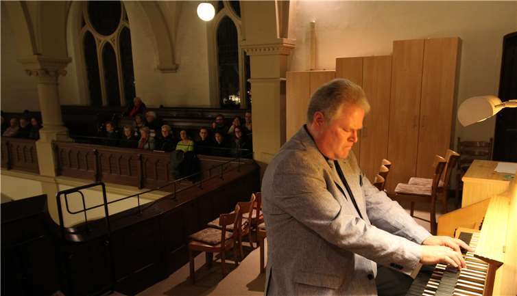 Oliver Reinhard ...  Stephan Schneider