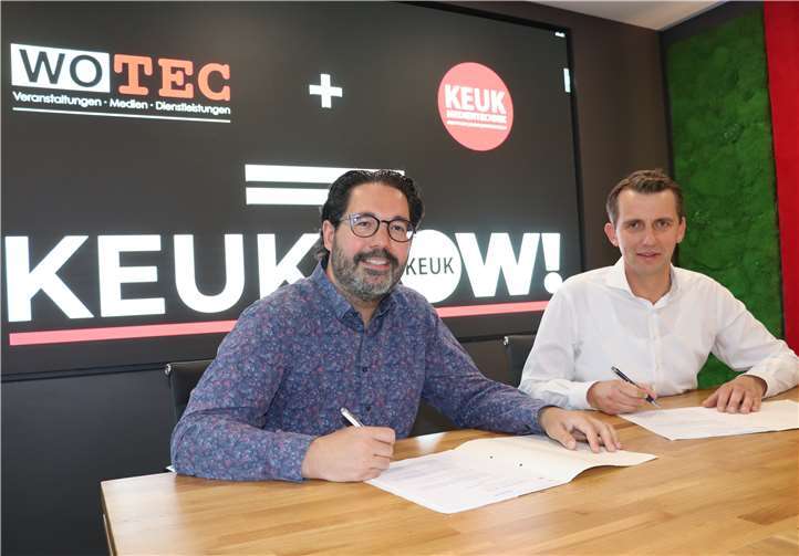 Oliver Wolf verkauft sein Unternehmen an René Keuk (re.).Foto: WOTEC
