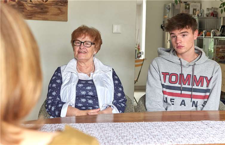 Oma Marlene und Enkel Jannik im Interview für den Blog. Foto: Thomas Bergbold