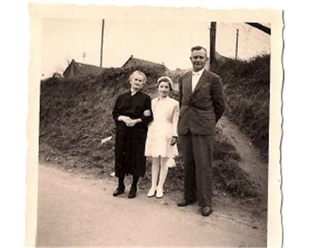 Oma lenks on meng Pädsche räächs.privat