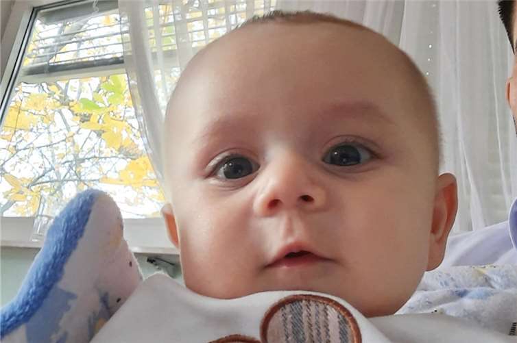 Omar ist an Morbus Kostmann, einem seltenem Gendefekt, erkrankt.  Foto: privat