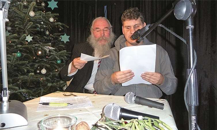 Onko Stange (li.) und Victor Pertsch beim Echo-Lesen. privat