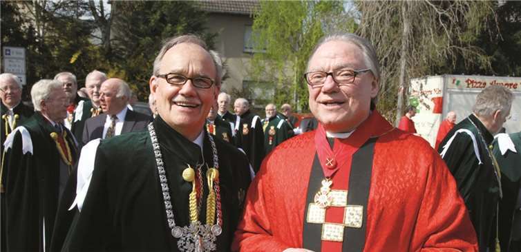 Ordensbrüder vom Roten Löwen und Heiligen Sebastian. privat