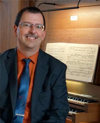 Organist Andreas Warler spielt Passionsmusiken von Bach.privat