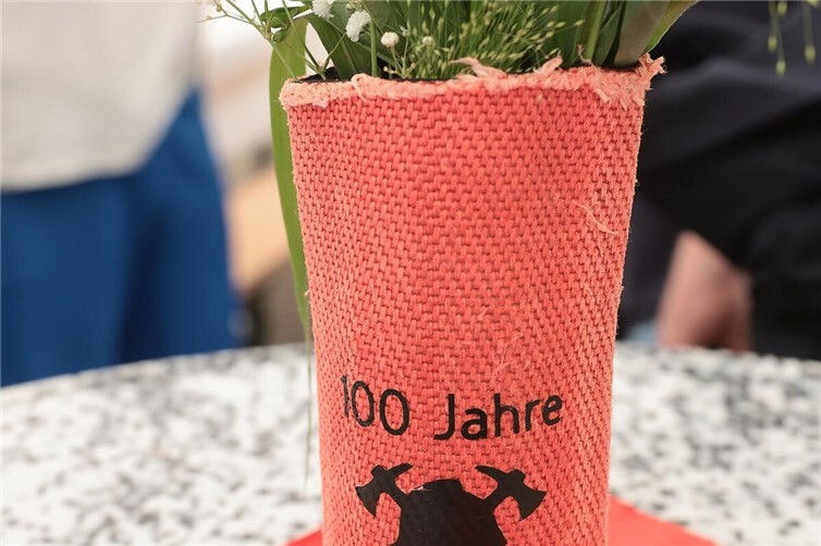 100 Jahre Freiwillige Feuerwehr Barweiler: Jubiläumsfeier und Festumzug