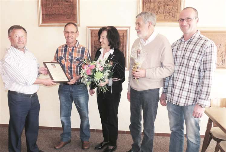 Ortsbürgermeister Bernd Merkler (v. l.), Elmar Daub, Gerlinde Scheuren, Godehard Jünemann und Oswald Schneider. FRE