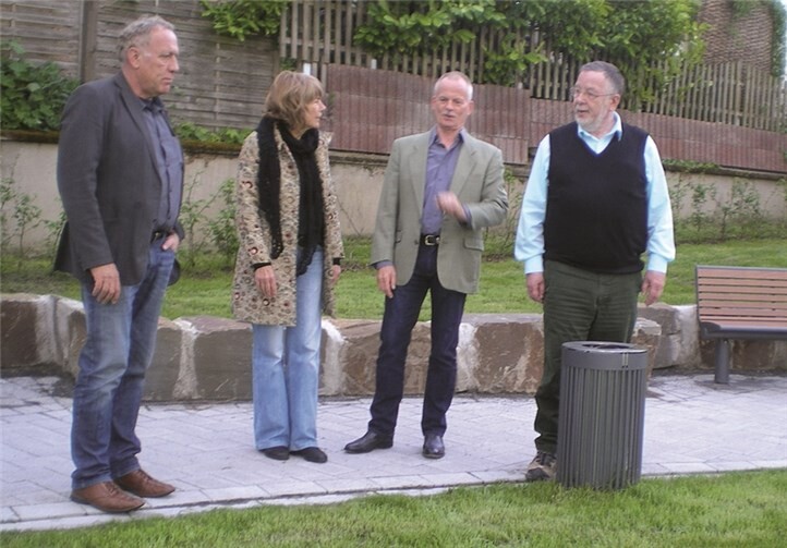 Ortsbürgermeister Kurt Nebgen erläutert die geplanten Maßnahmen