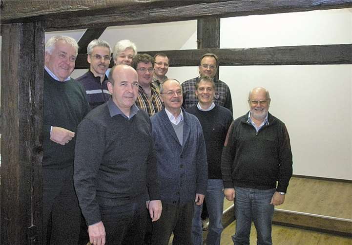 Ortsbürgermeister Martin Braun, Landtagsabgeordneter Guido Ernst, Bürgermeister Bernd Weidenbach und CDU Vorsitzender Norbert Heidgen mit Mandatsträgern der CDU.Privat