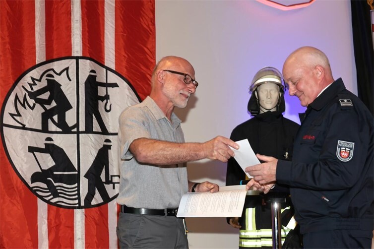 Freiwillige Feuerwehr Reifferscheid feierte 75-jähriges Bestehen mit einem Festkommers 