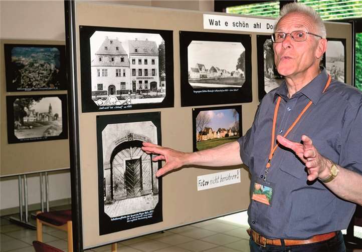 Ortschronist Willi Gabrich hatte 132 alte und neue Fotos im Pfarrheim ausgestellt.