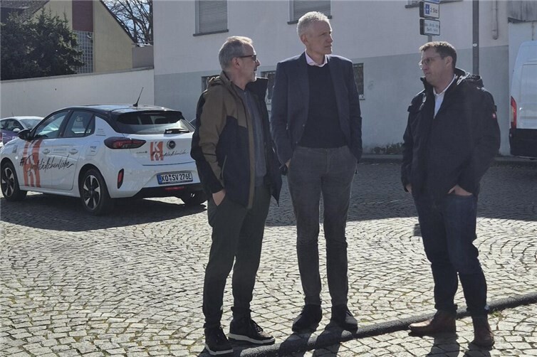 Ortstermin auf dem Kirmesplatz: von links: Bernd Loch, Marcus Uhrmacher, Stephan Landen.