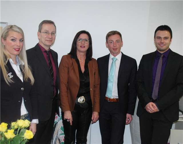 Ortstermin in Sinzig (v. l.): Caroline Schmidt, Andreas Geron. Rosa Maria Müller, Daniel Stellmacher-Huck und Christian Weidenbach. Foto: BL