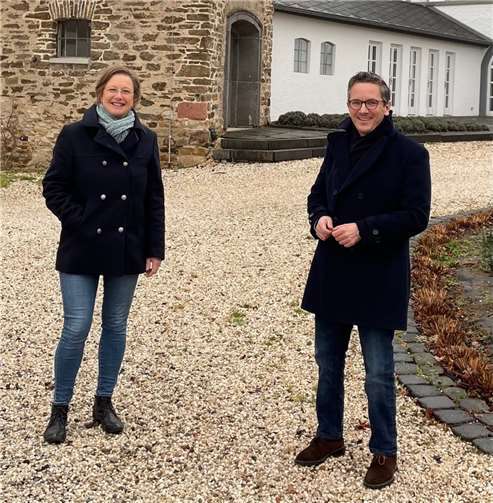 Ortsvereinsvorsitzende Karin Küsel, MdB Rudolph. Foto: privat