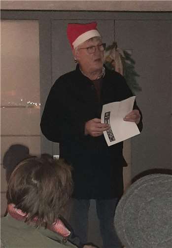 Ortsvorsteher Hermann Menth beim Vortrag.