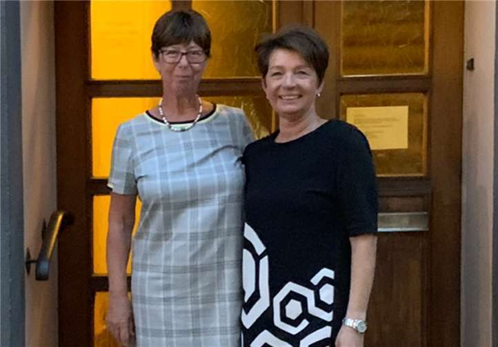 Ortsvorsteherin Angela Linden-Berresheim und ihre Stellvertreterin Sabine Glaser freuen sich auf die gemeinsame Aufgabe. Foto: SPD Oberwinter
