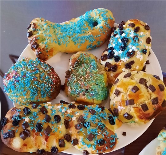 Osterbrot wurde gebacken. Fotos: privat