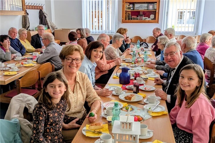 Osterkranzessen in der alten Schule
