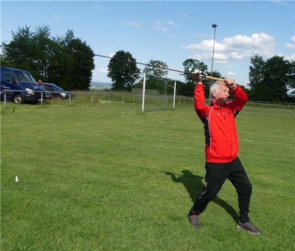 Otmar Balles aus Cochem-Zell erzielte mit 96,98 m den weitesten Wurf bei den Binnenfischern und gewann abschließend drei DM-Titel.