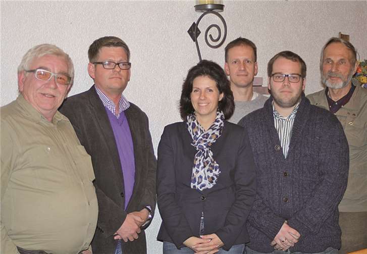 Otmar Rünz (v.l.), Vorsitzender Sascha Niemann, Susanne Rausch-Preißler, Carsten Renner, Daniel Schneider und Herbert Wronka.  privat