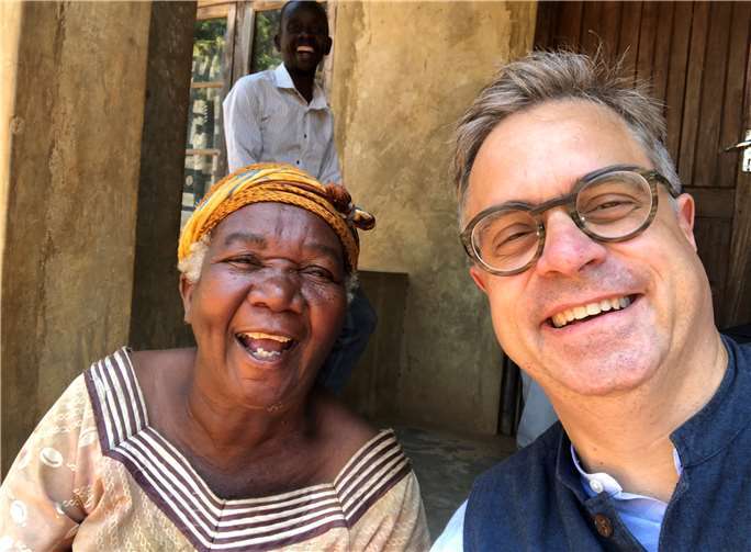 P. Markus Hau SAC auf einem Missionsprojekt. Foto: privat