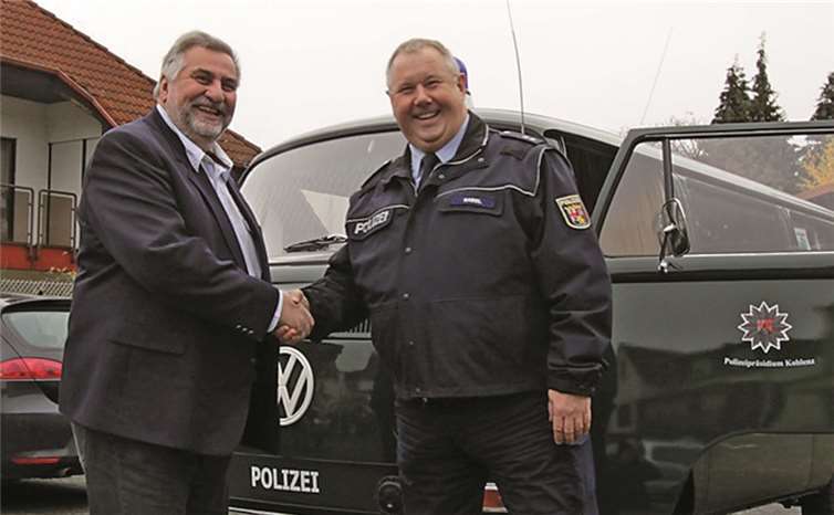 PHK Wolfgang Düster, links, POK Bernd Sabel rechts.privat